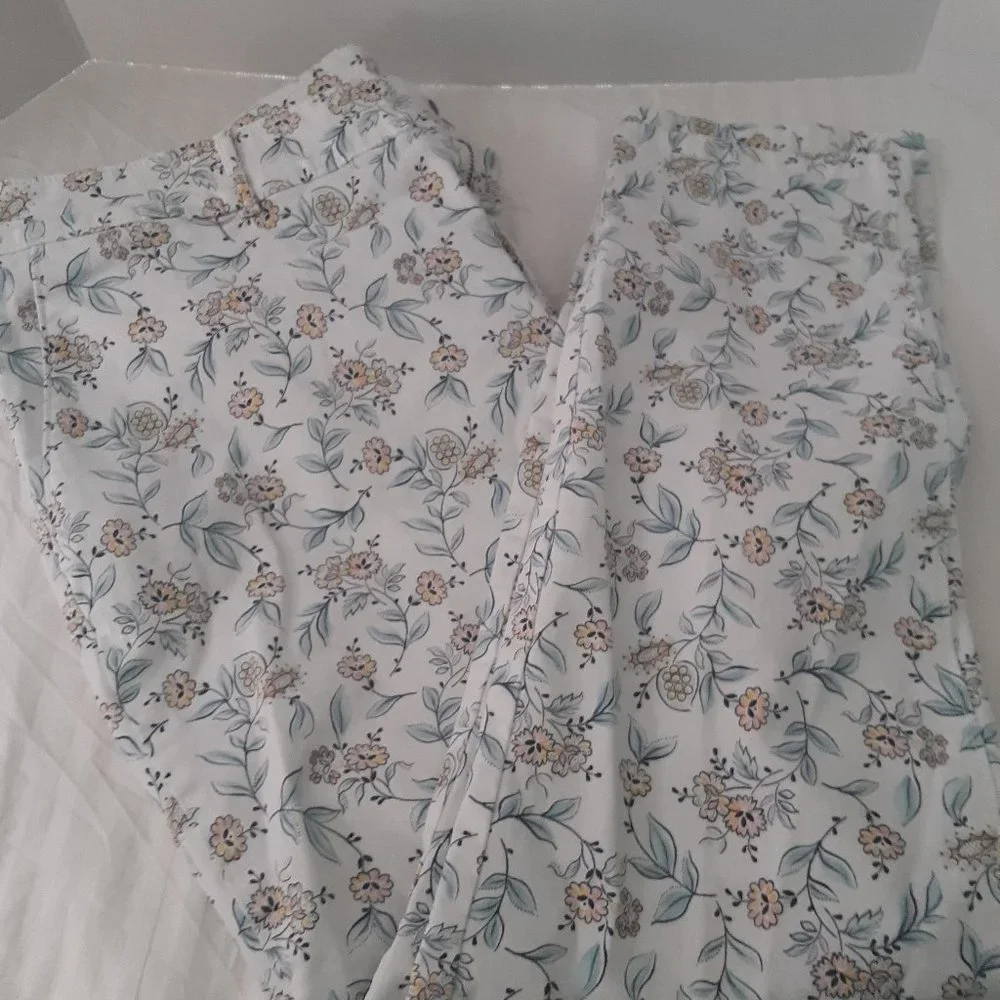 Loft Plus Size 16 Floral Pants - Picture 1 of 11
